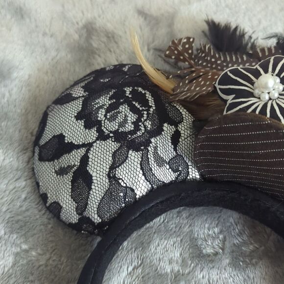 Disney 2019. Minnie mouse black and silver top hat ears - Picture 6 of 8